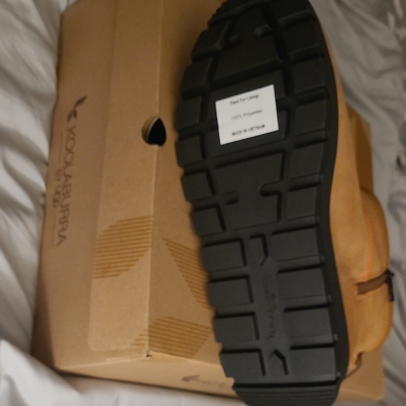 UGG Tan Winter Boots - Picture 2 of 4